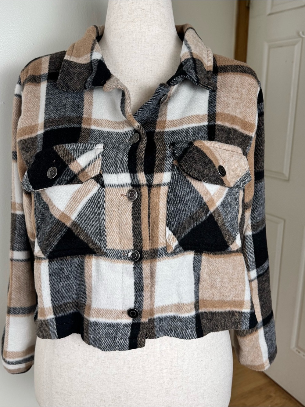 Ashley By 26 International Beige Black & White Plaid Utility Shacket